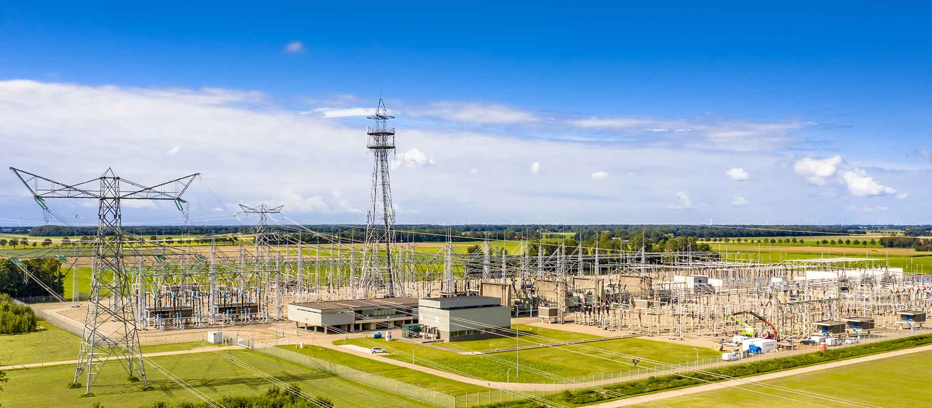 Centrale electrice și substații